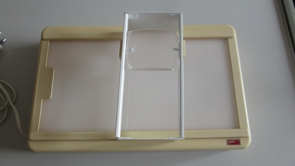 VENDO NEGATOSCOPIO DE SOBREMESA DENTSPLY